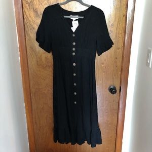 NWT Love Riche Button Up Midi Dress